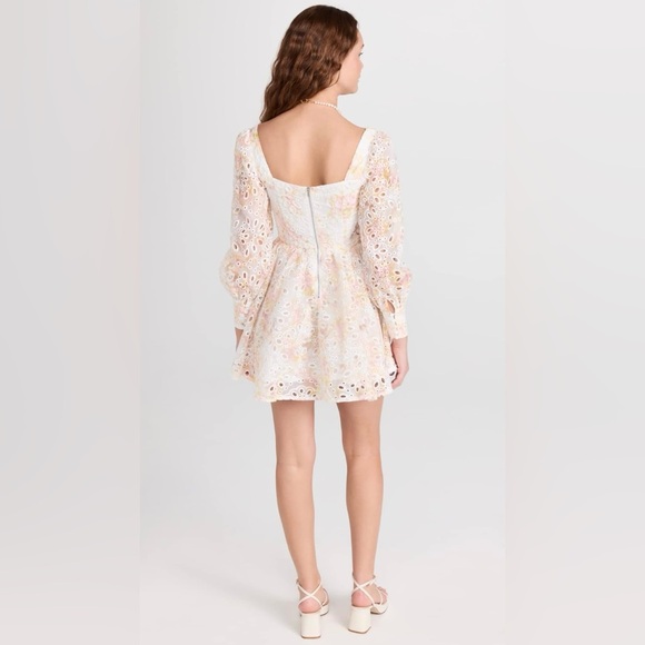 Brand: Bardot
Bardot Women's Lila Flounce Dress. Size 10/XL - Picture 3 of 8